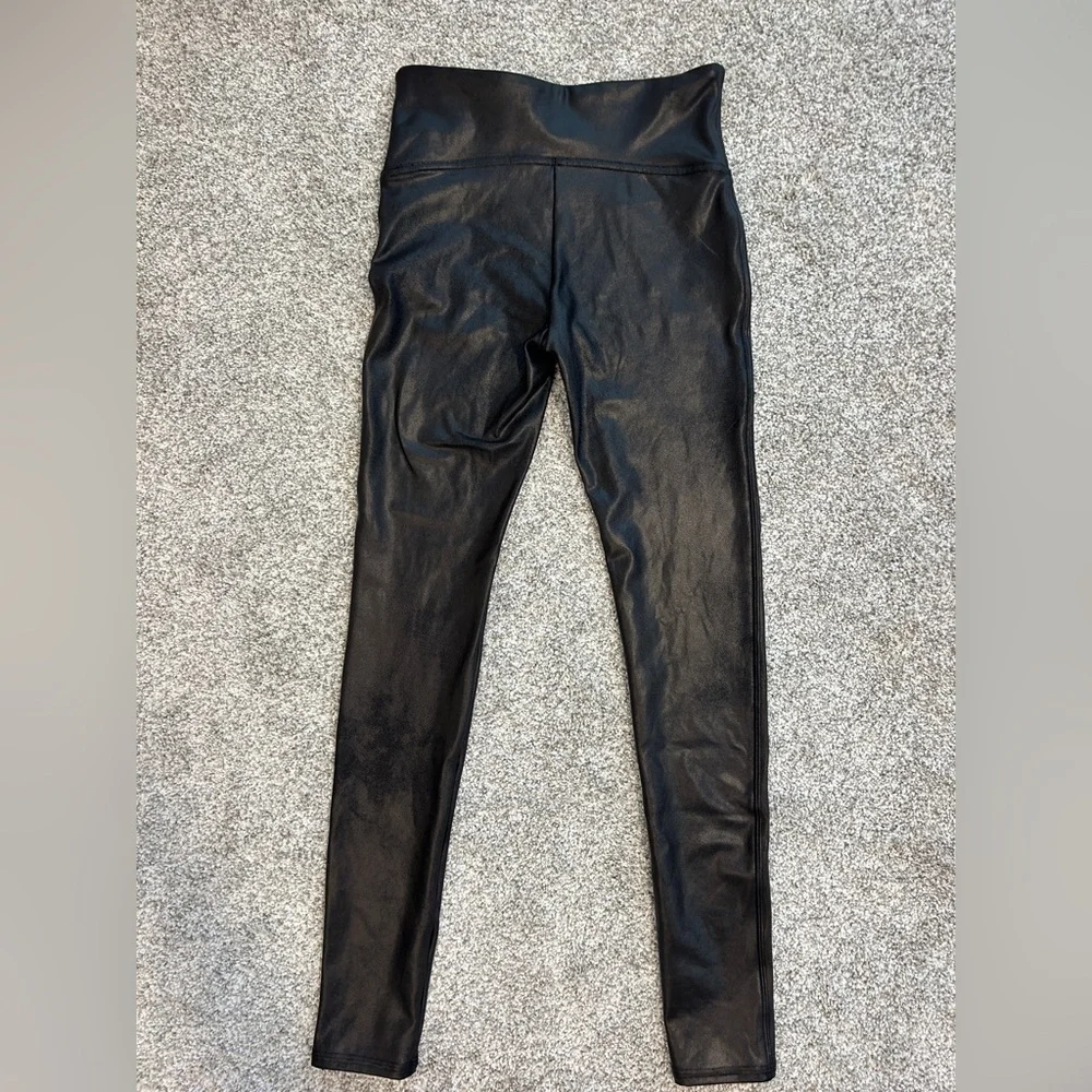 SPANX faux leather women’s Black High-Rise Leggings size small - Picture 6 of 9